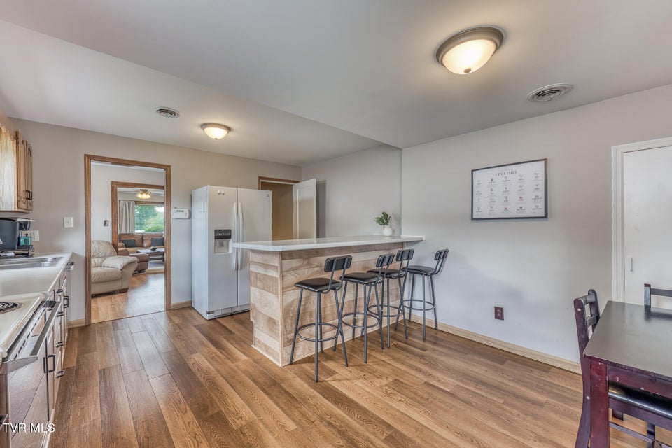 Photo #15: 75 24th Street