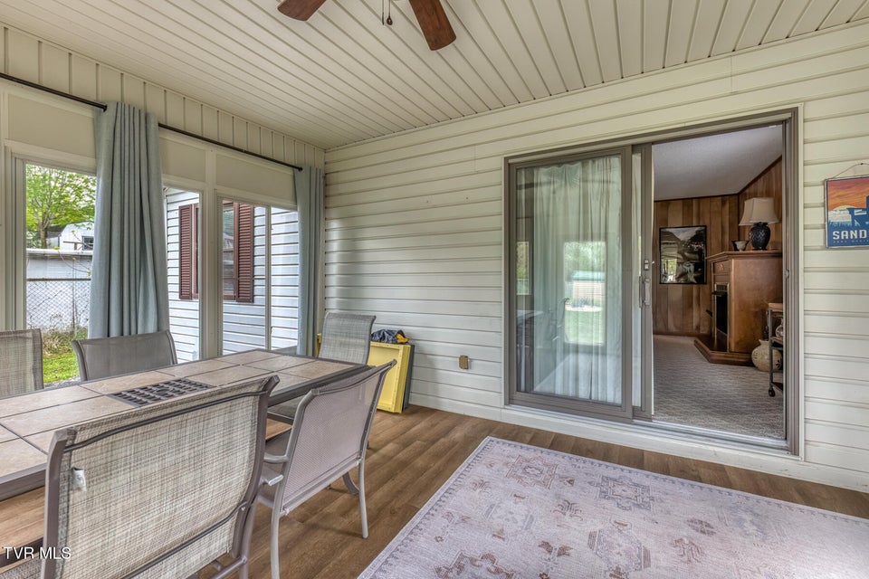 Photo #23: 75 24th Street