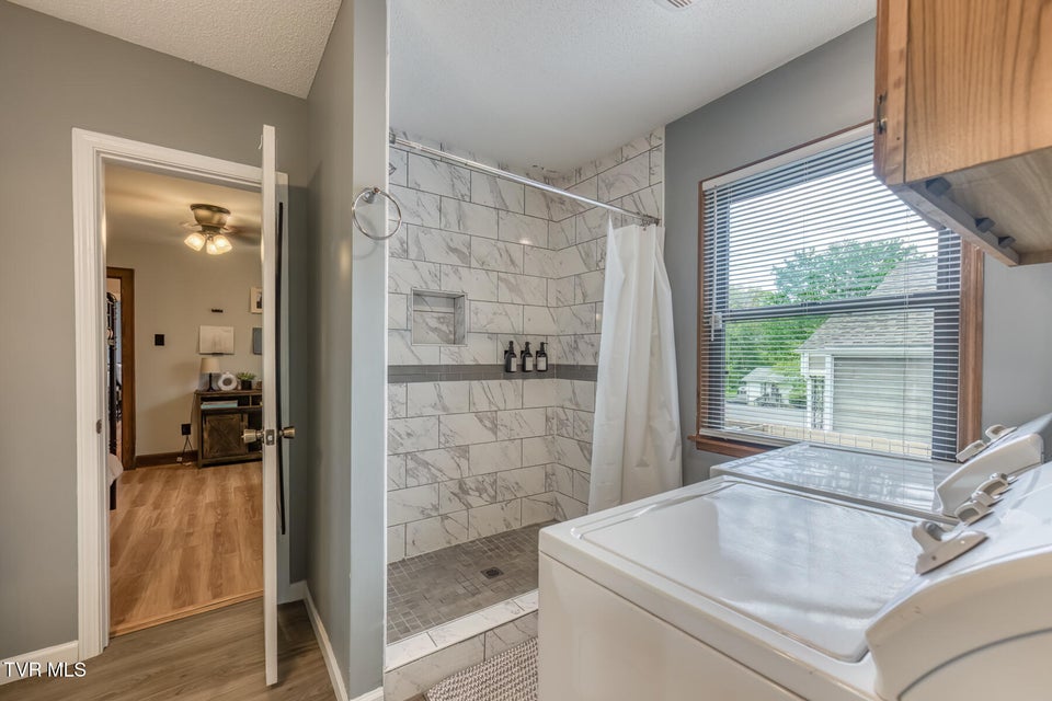 Photo #24: 75 24th Street