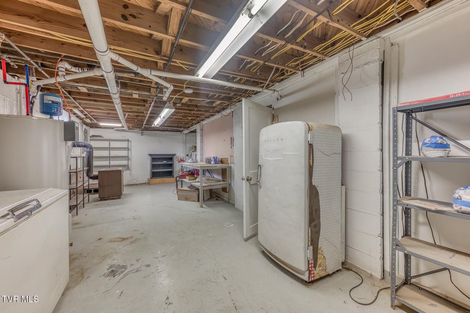 Photo #34: 75 24th Street