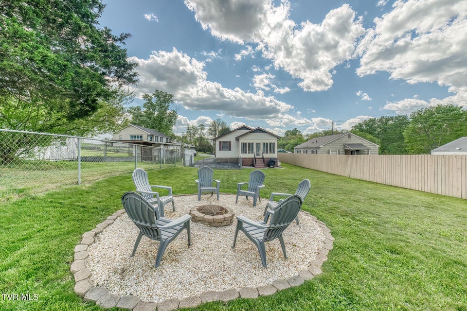 Photo #45: 75 24th Street