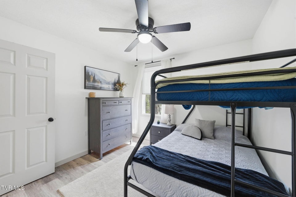 Photo #41: 1004 Barton Street