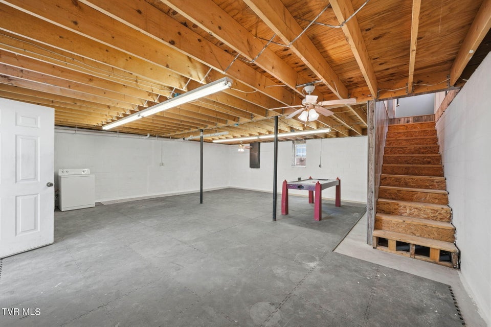 Photo #46: 1004 Barton Street