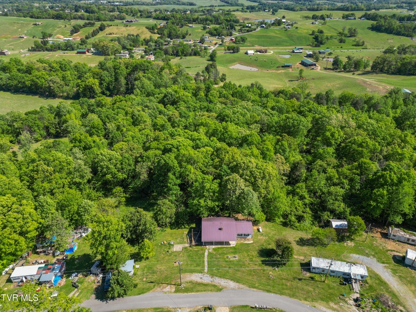 Photo #3: 215 Hickory Circle