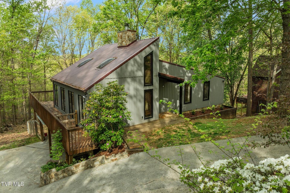 Photo #28: 704 Stuffle Street