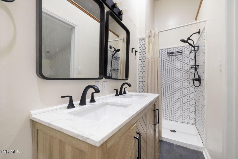 Photo #17: 704 Stuffle Street