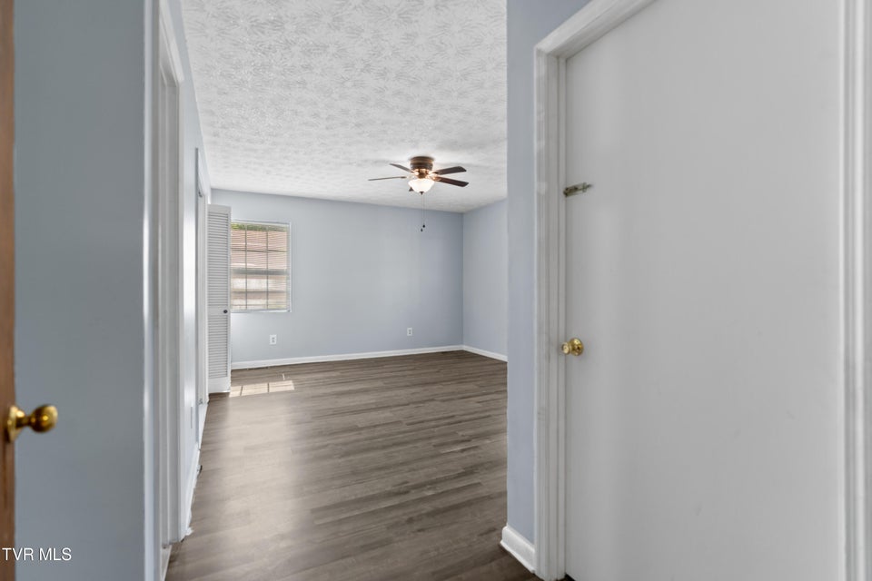 Photo #14: 215 Hickory Circle