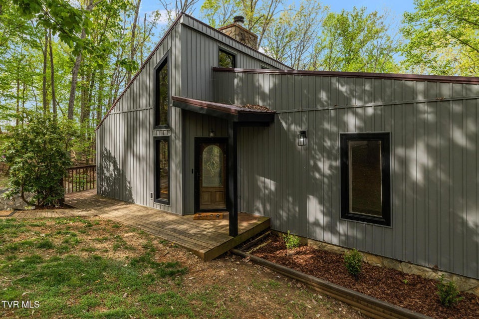 Photo #3: 704 Stuffle Street