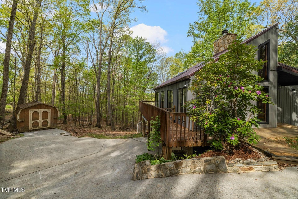 Photo #27: 704 Stuffle Street