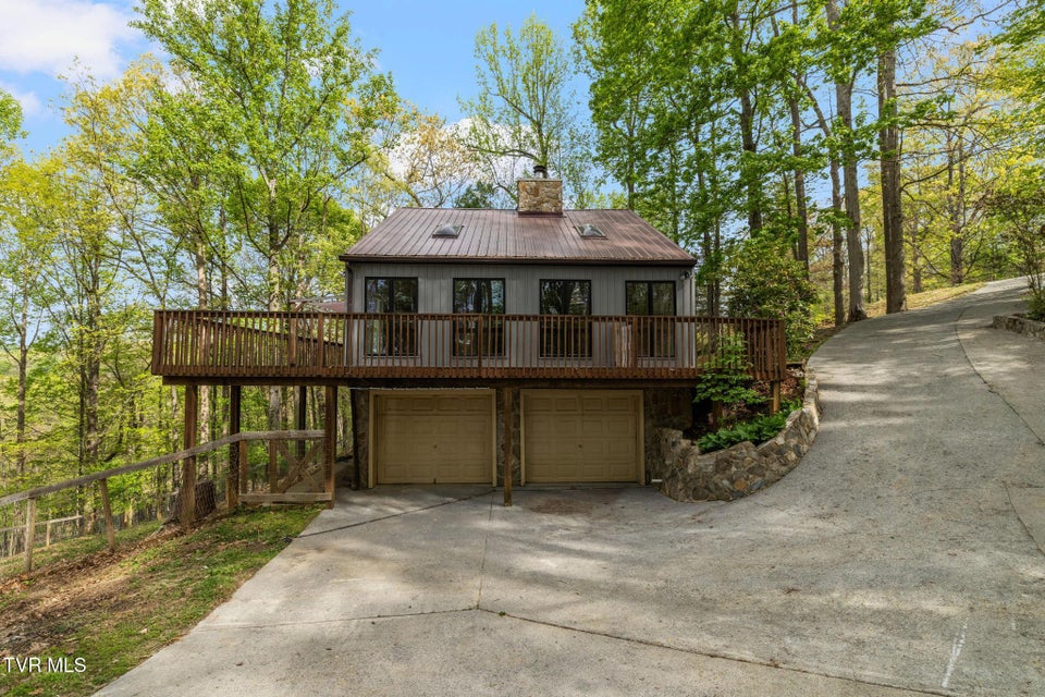 Photo #24: 704 Stuffle Street