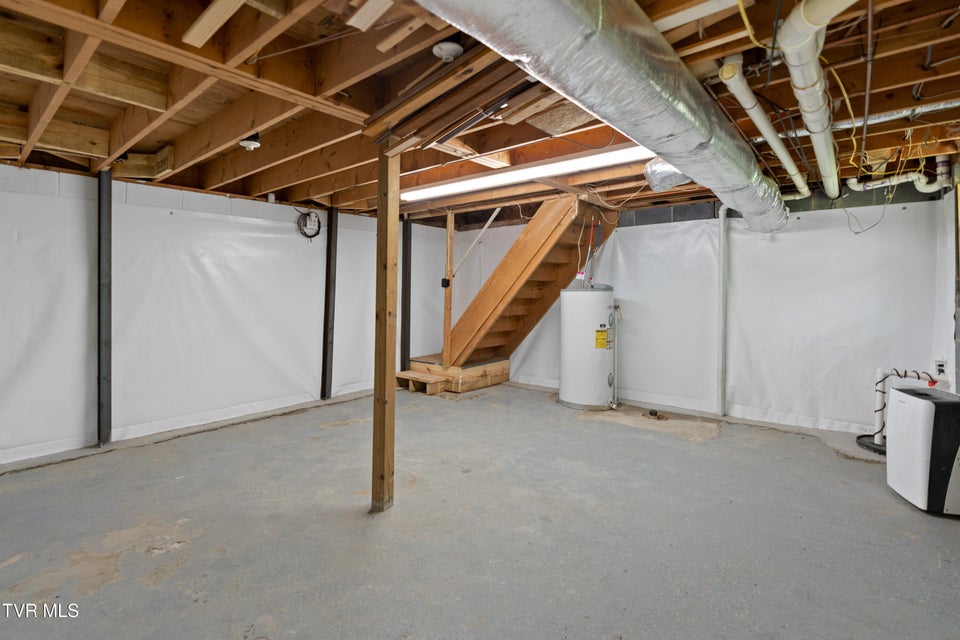 Photo #22: 215 Hickory Circle