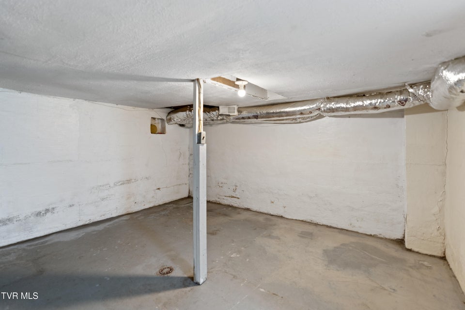 Photo #24: 215 Hickory Circle