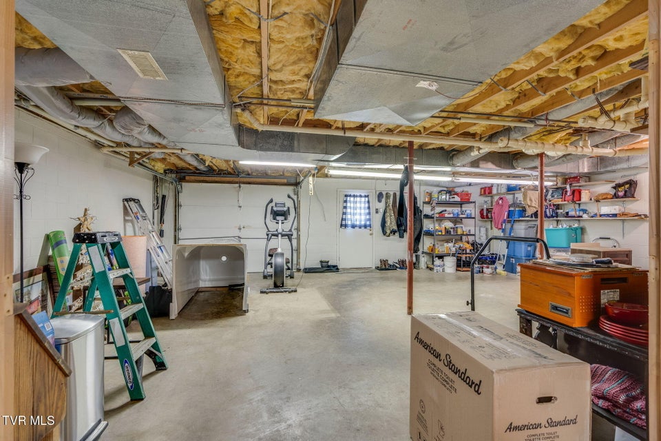 Photo #28: 16133 Lee Highway