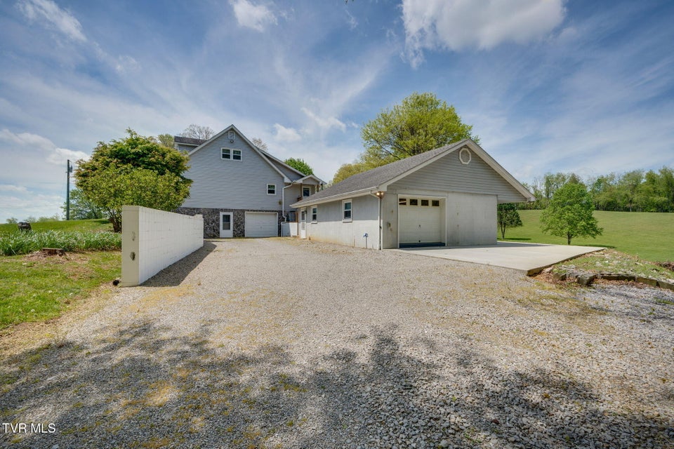 Photo #37: 16133 Lee Highway