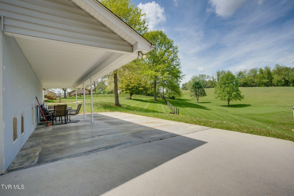 Photo #41: 16133 Lee Highway