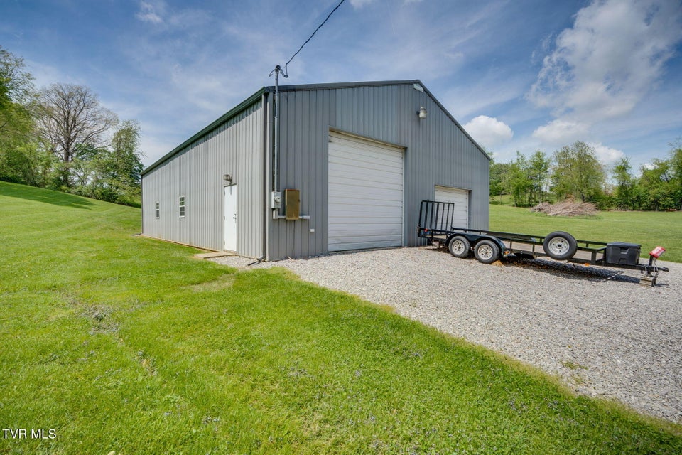 Photo #44: 16133 Lee Highway