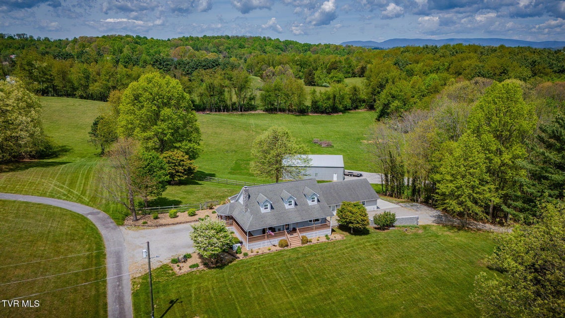 Photo #49: 16133 Lee Highway