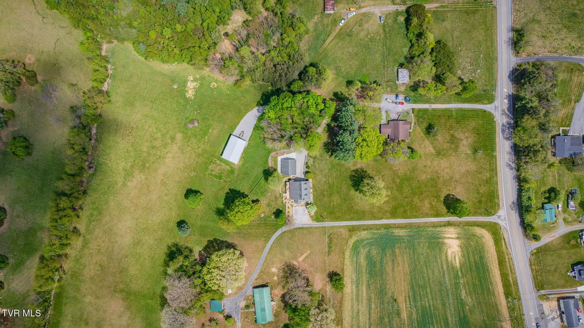 Photo #52: 16133 Lee Highway