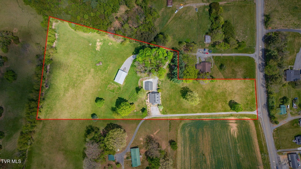 Photo #53: 16133 Lee Highway