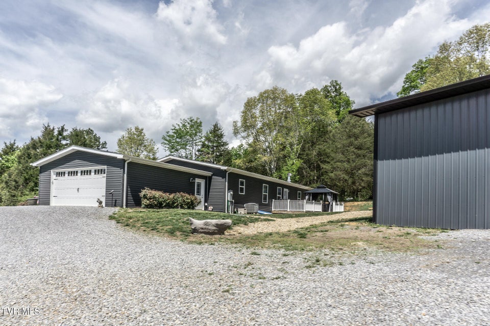 Photo #15: 151/197 John Hilbert Road