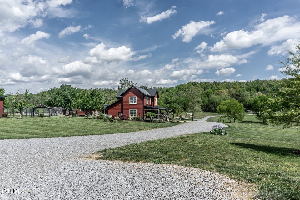 Photo #52: 151/197 John Hilbert Road