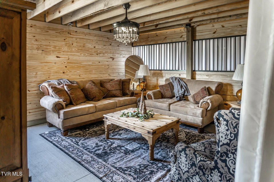 Photo #87: 151/197 John Hilbert Road