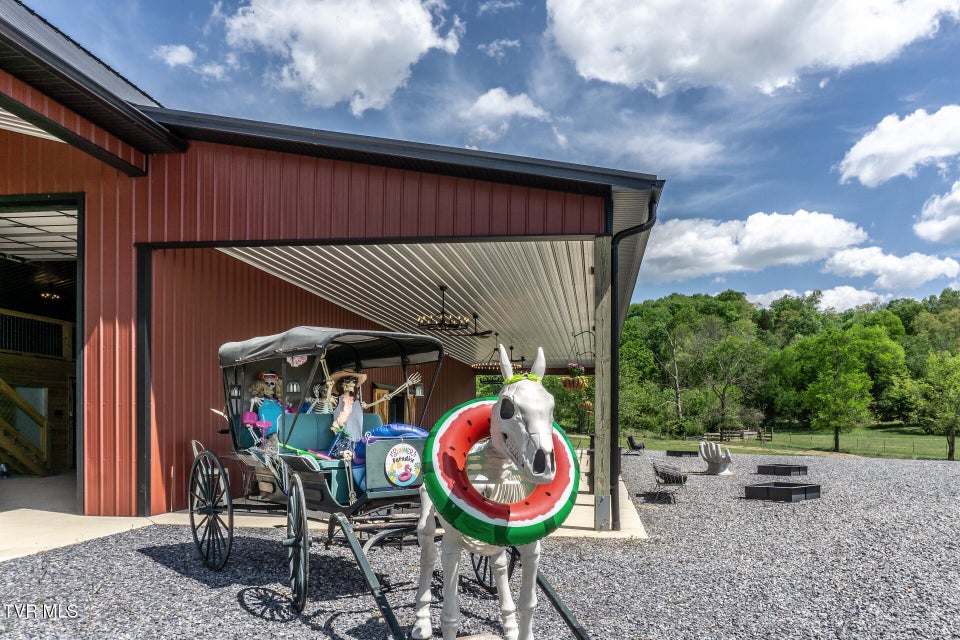 Photo #94: 151/197 John Hilbert Road