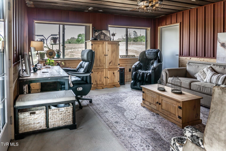 Photo #95: 151/197 John Hilbert Road