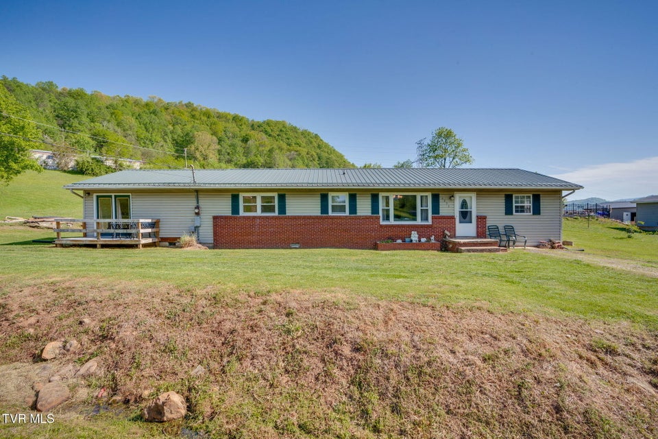 Photo #2: 2251 Siam Road