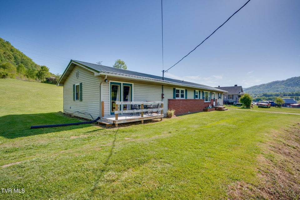 Photo #3: 2251 Siam Road