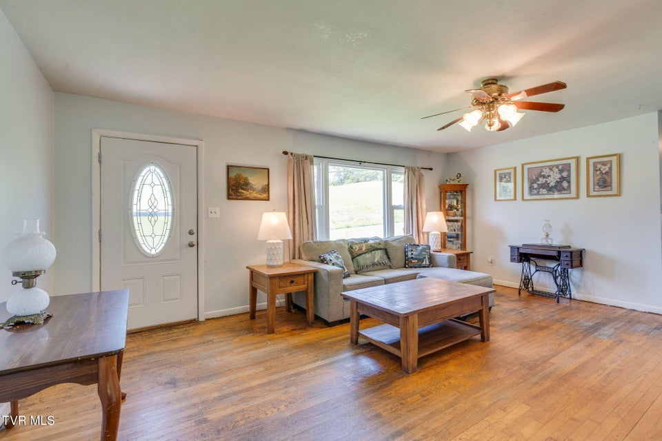 Photo #6: 2251 Siam Road