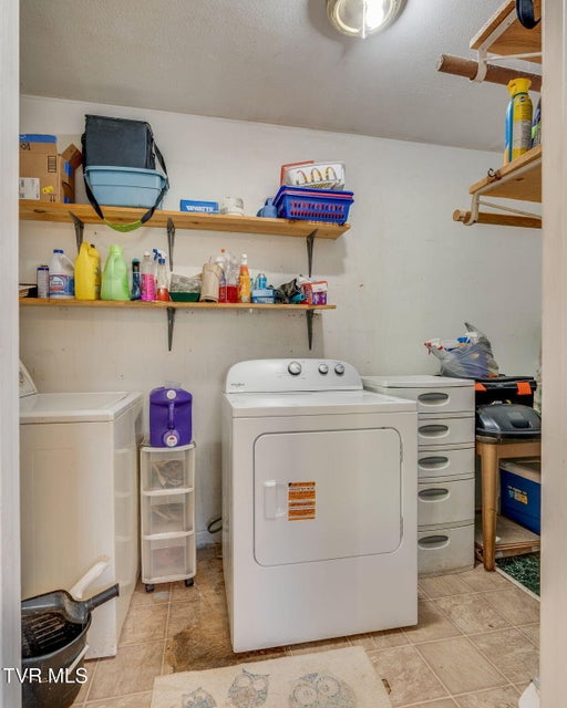 Photo #14: 2251 Siam Road