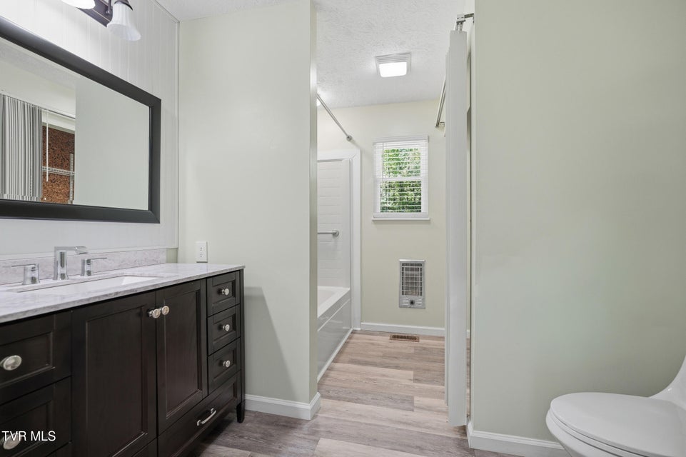 Photo #11: 228 Catawba Street