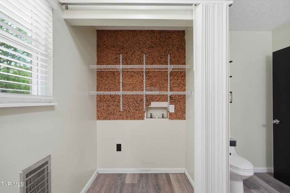 Photo #12: 228 Catawba Street