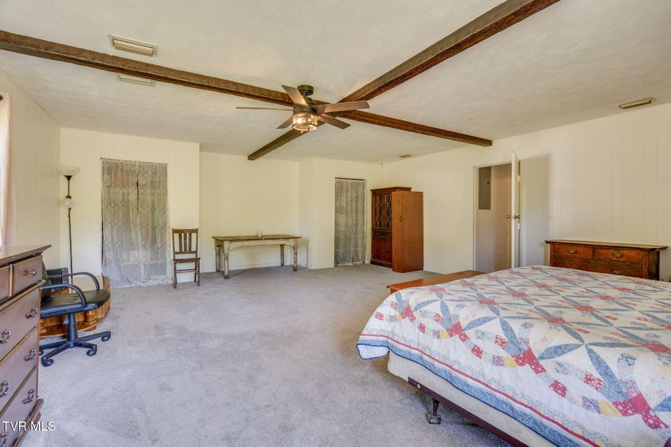 Photo #17: 2251 Siam Road