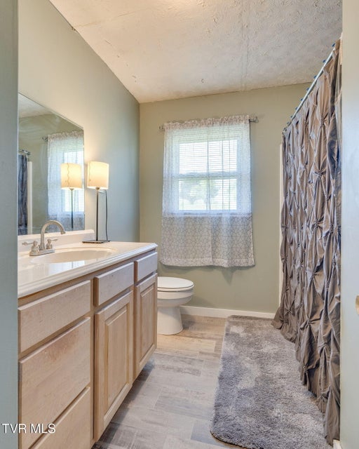 Photo #23: 2251 Siam Road