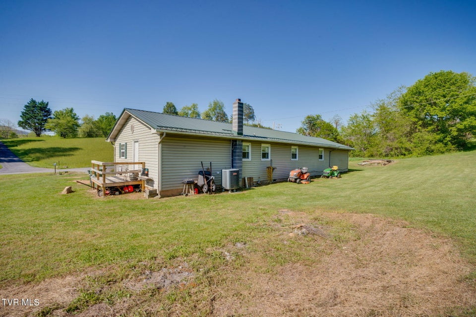 Photo #26: 2251 Siam Road