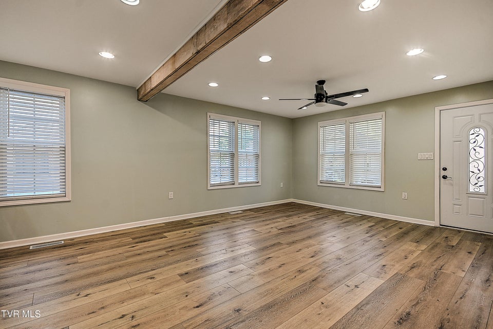 Photo #7: 1315 Anderson Street