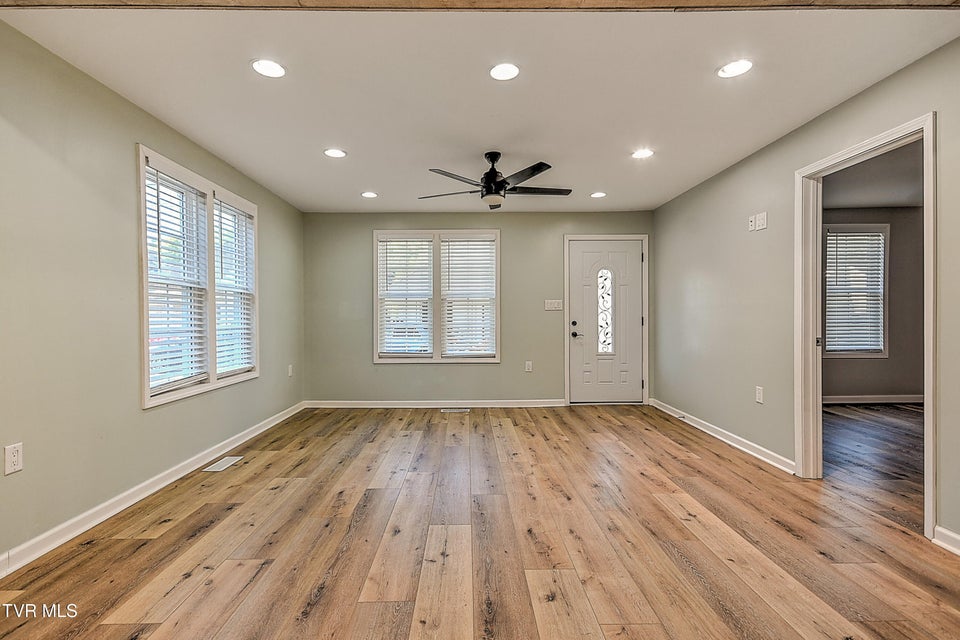 Photo #4: 1315 Anderson Street