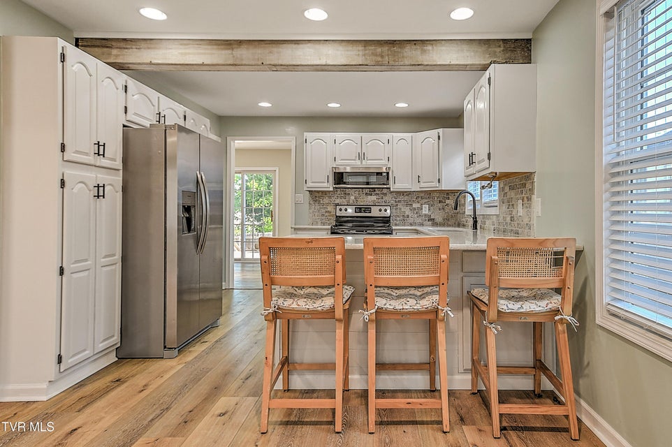 Photo #11: 1315 Anderson Street