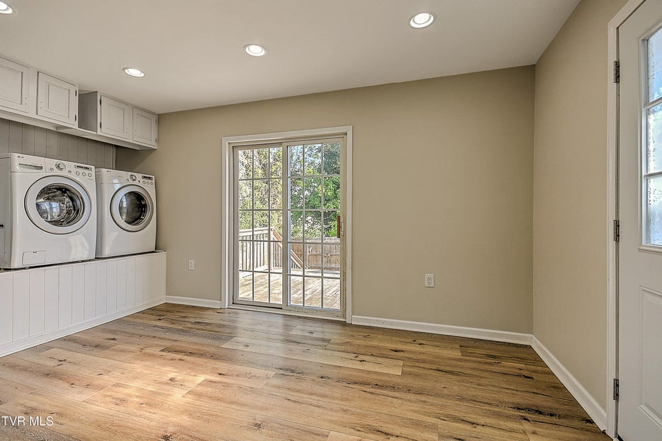 Photo #15: 1315 Anderson Street