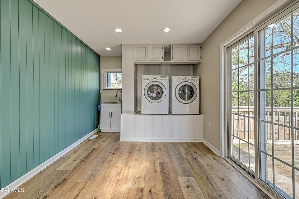 Photo #16: 1315 Anderson Street