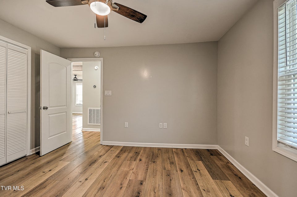 Photo #26: 1315 Anderson Street