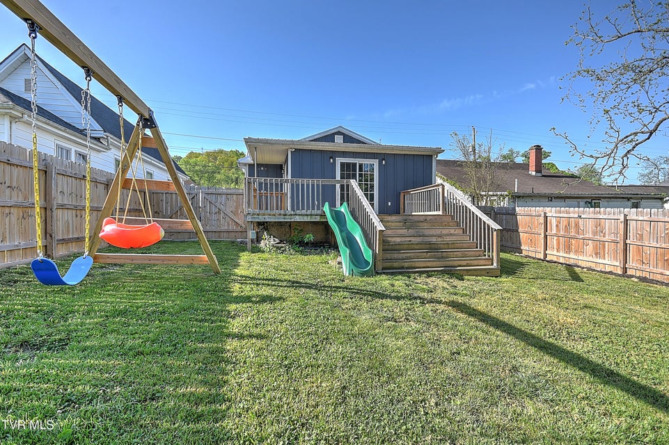 Photo #30: 1315 Anderson Street