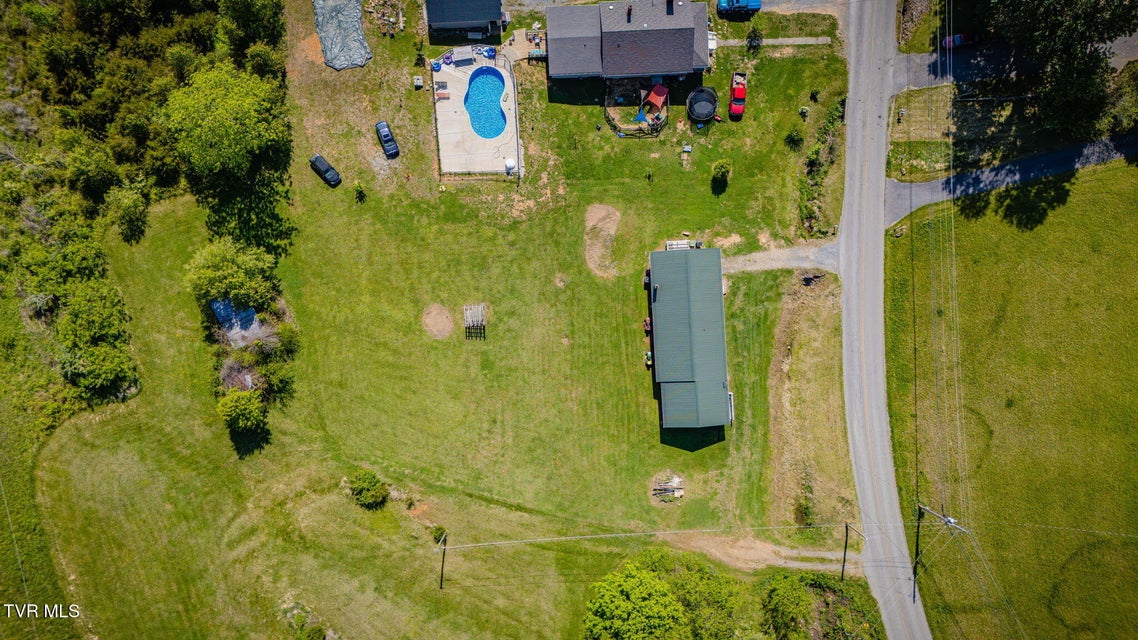 Photo #35: 2251 Siam Road