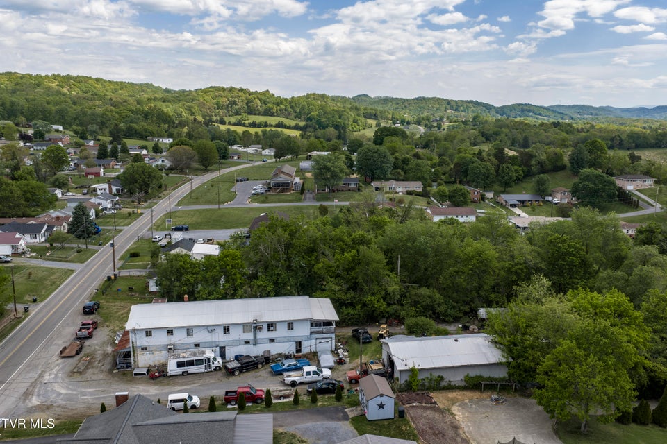 Photo #28: 3425 Bloomingdale Road