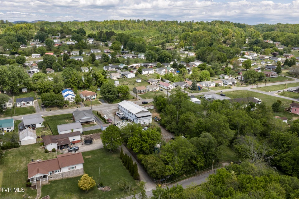 Photo #30: 3425 Bloomingdale Road