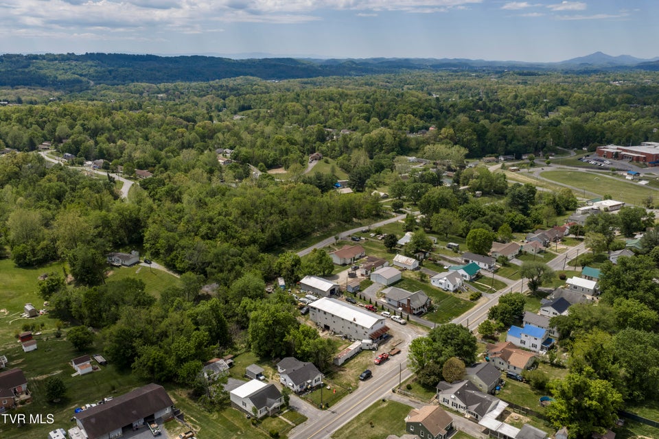 Photo #35: 3425 Bloomingdale Road