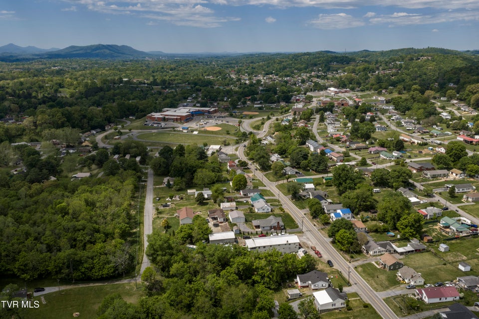 Photo #41: 3425 Bloomingdale Road