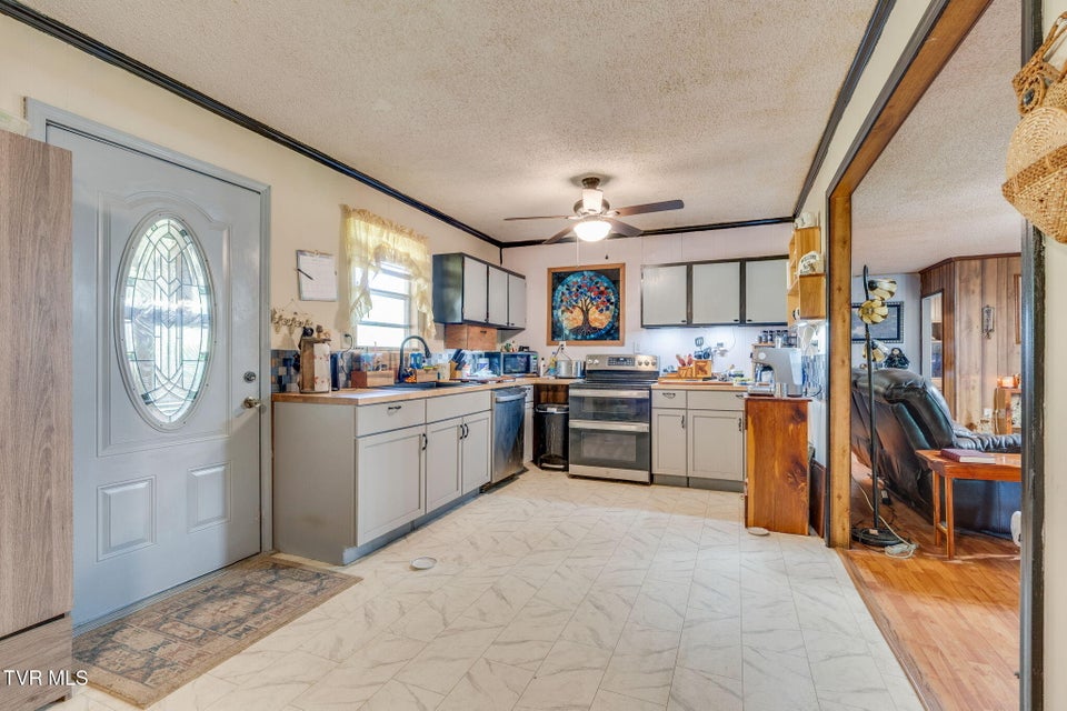 Photo #12: 111 Clinch Valley Road